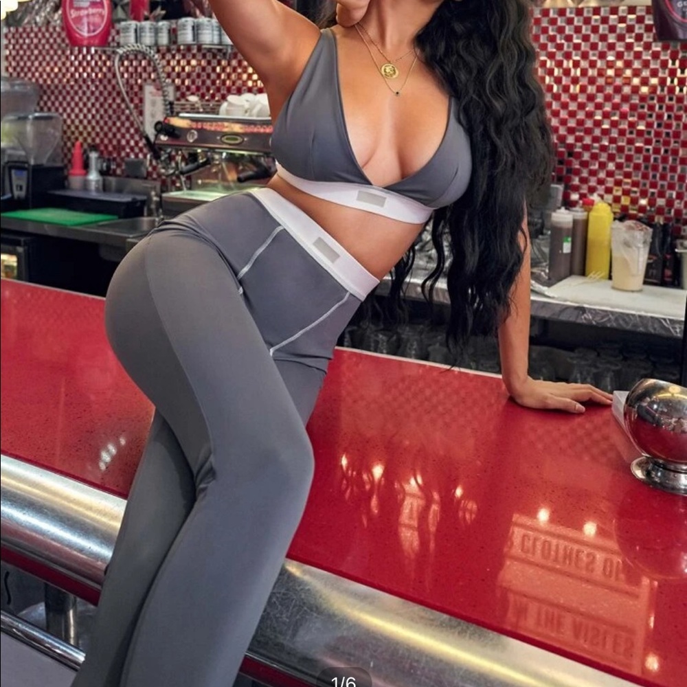 ⭐️3 for 30$⭐️ Contrast legging set